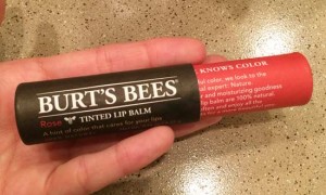 Burtsbees Tinted Lip Balm（ローズ）の中身