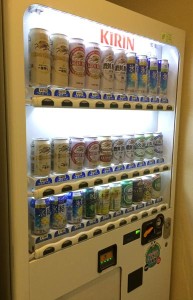 羽田空港内にあるホテル、ファーストキャビンのホテル内自販機