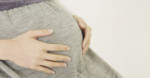 妊娠中のお腹の張りの原因と予防