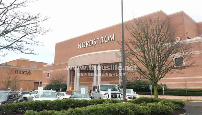 アメリカのデパート Nordstrom（ノードストローム）外観