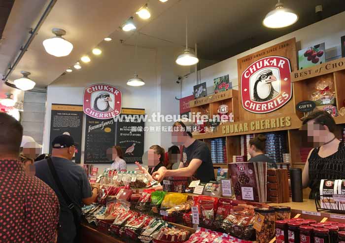 チャッカーチェリーズ店内（Chukar Cherries）